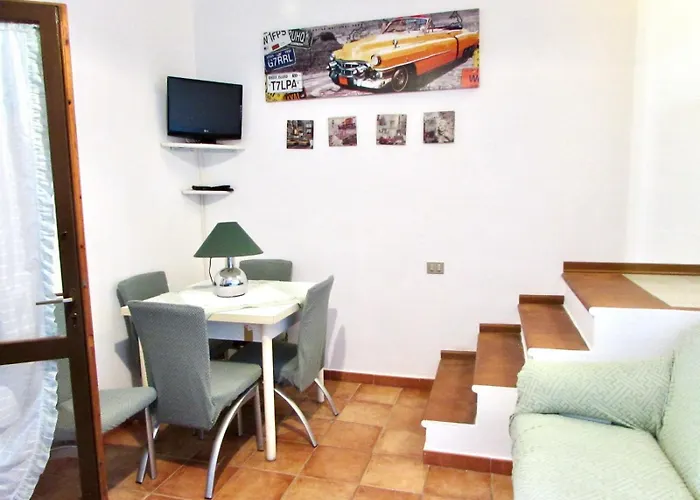 Casa Kepi Будинок відпочинку Ольбія